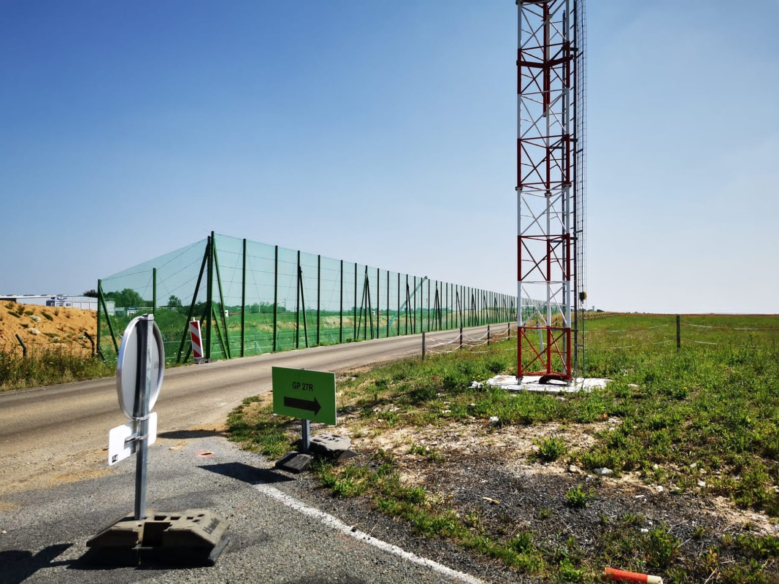 Aeroporto di Parigi Charles De Gaulle e le recinzioni radiotrasparenti